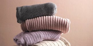 ऊनी कपड़ों से आ रही है बदबू? जानें बिना वॉश के कैसे करें साफ