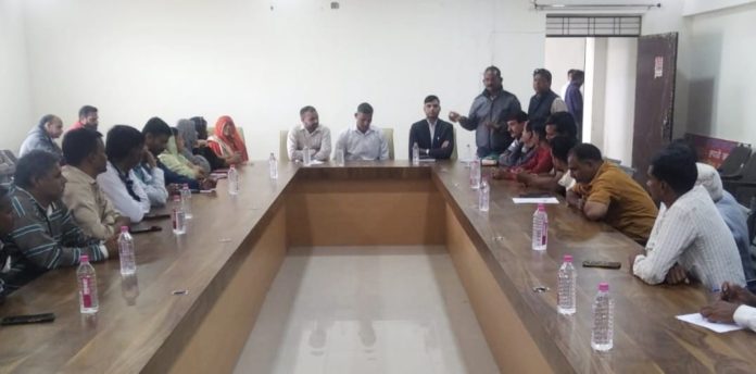 6d7f72d8-86e8-46f7-b53c-159e6e4e5419