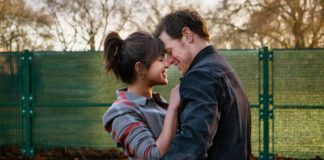 प्रियंका चोपड़ा की रोमाटिंग मूवी Love Again का ट्रेलर रिलीज, Watch Trailer