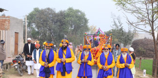 40 मुक्तों के शहीदी दिवस को समर्पित विशाल नगरकीर्तन निकाला