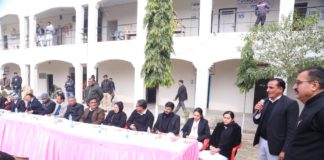 लोहड़ी पर्व आपसी भाईचारे के साथ धूमधाम से मनाया