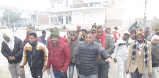 प्रदर्शन कर दोषियों के विरूद्ध सख्त से सख्त कार्यवाही करने की मांग