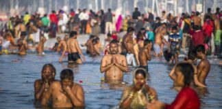 मौनी अमावस्या पर इन शुभ मुहूर्तों में करें महाकुंभ का शाही स्नान, जानें किन मंत्रों का करें जाप