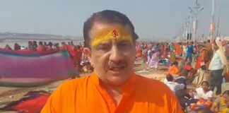 हर महीने 3 हजार रुपए पाओ..सनातनी बन जाओ, महांकुभ में मिल रहा गजब का ऑफर! देखें VIDEO