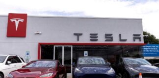 Tesla India: टेस्ला ने भारत में हायरिंग शुरू की, जल्द भारत में एंट्री लेंगे इलॉन मस्क
