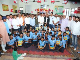 पूर्व मंत्री डॉ. रामप्रताप का जन्मदिन सेवा कार्यों के साथ मनाया