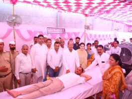 निरंकारी सत्संग भवन में विशाल रक्तदान शिविर, 192 यूनिट रक्त संग्रहित