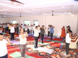 आरोग्य भवन में योग शिविर का शुभारंभ, स्वस्थ जीवन का दिया संदेश