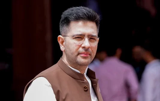 Instagram पर धड़ाधड़ घटते फॉलोअर्स के बीच, राघव चड्ढा ने जारी किया नया VIDEO