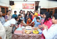 मातृ दिवस पर अनाथ बच्चों और बुजुर्ग माताओं के बीच बंधा स्नेह का रिश्ता