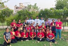 21 जून की तैयारियों को लेकर बैठक आयोजित, योग शिक्षकों का किया सम्मान