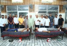 श्री अरुट जी महाराज जयंती पर लगा रक्तदान शिविर