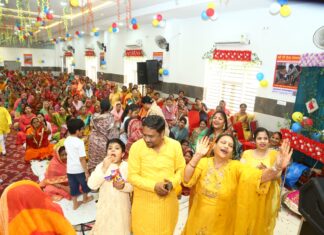 श्रीकृष्ण जन्म की भव्य कथा, नंद महोत्सव में उमड़ा श्रद्धालुओं का सैलाब