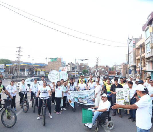 विश्व पर्यावरण दिवस पर सड़कों पर उतरे चिकित्सक व समाजसेवी