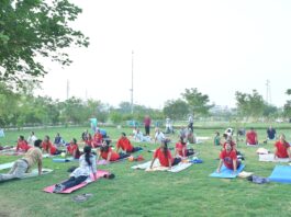 महिला पंतजली योग समिति व रतन कायाकल्प योग मंदिर द्वारा निःशुल्क योग शिविर का आयोजन