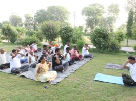 महाराणा प्रताप पार्क में भाजपा नगर मंडल ने मनाया अंतरराष्ट्रीय योग दिवस