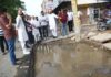 पहली बारिश में ही मुख्य बाजार की नई सड़क पर भरा पानी
