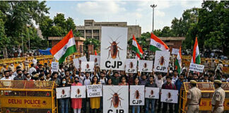 Cockroach Janta Party Protest: कॉकरोज आ रहे हैं..धर्मेंद्र प्रधान जा रहे हैं, शुरु हुआ भारत का पहला जेन-जी प्रोटेस्ट