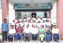 आरसेटी में वूमेन्स गारमेंट् प्रशिक्षण कार्यक्रम का समापन