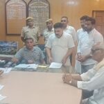 शिक्षा में पारदर्शिता और युवाओं के अधिकारों को लेकर राष्ट्रपति के नाम सौंपा ज्ञापन