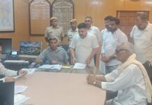 शिक्षा में पारदर्शिता और युवाओं के अधिकारों को लेकर राष्ट्रपति के नाम सौंपा ज्ञापन