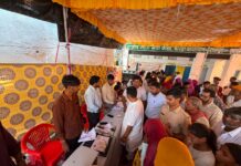 ग्रामीण जन कल्याण शिविर में लाभार्थियों को दिए पट्टे व प्रमाण पत्र