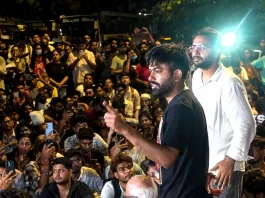 BJP कहती थी, हमारे यहां इस्तीफे नहीं होते… कैसे नई पीढी के आगे झुकी सरकार?