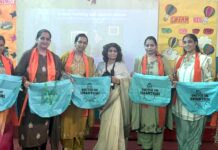 मदर क्लब में अभिभावकों ने साझा किए अनुभव, बच्चों के सर्वांगीण विकास पर हुआ मंथन