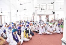 शहीदी जोड़ मेले को लेकर गुरुद्वारा साहिब में लड़ीवार अखंड पाठों की श्रृंखला जारी