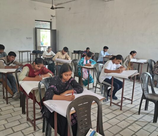 मनस्वी अभियान के तहत नशा मुक्ति पर पोस्टर प्रतियोगिता आयोजित