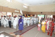 शहीद उधम सिंह के शहिदी दिहाड़े पर टाउन गुरुद्वारा साहिब में सजा धार्मिक दीवान