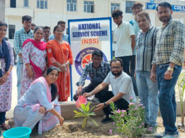 ओजोन दिवस के अवसर पर पौधारोपण कार्यक्रम का आयोजन