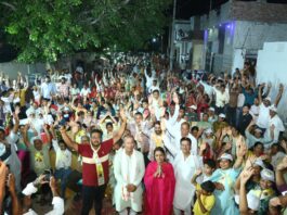 वार्ड 11 में सोनू बंसल के समर्थन में उमड़ा जनसैलाब