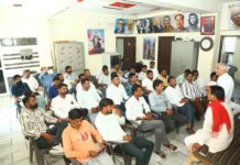 यूनियन तोड़ने के विरोध में टेलीकॉम ठेका कर्मचारियों का कार्य बहिष्कार