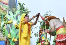 अशोक वाटिका विध्वंस और लंका दहन का रोमांचक मंचन देख जय श्रीराम के जयकारों से गूंजा रामलीला मैदान