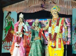 रामलीला के छठे दिन राम वनवास और राजा दशरथ के मरण का हुआ मार्मिक मंचन