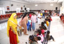 सांवलिया सेठ मंदिर में दशमी पर कन्या पूजन