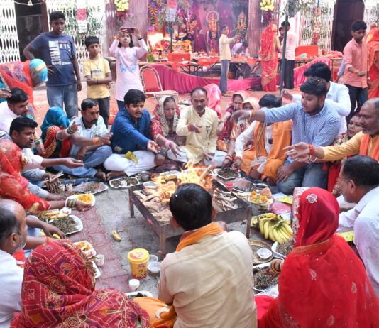 हवन-यज्ञ, कन्या पूजन व विशाल भंडारे में उमड़े श्रद्धालु, देवी मां के जयकारों से गूंजा मिथिला कॉलोनी क्षेत्र