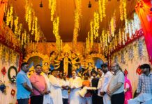 जंक्शन में मां दुर्गा की भव्य प्रतिमा का अनावरण, जयकारों से गूंजा हाउसिंग बोर्ड मैदान