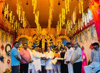 जंक्शन में मां दुर्गा की भव्य प्रतिमा का अनावरण, जयकारों से गूंजा हाउसिंग बोर्ड मैदान