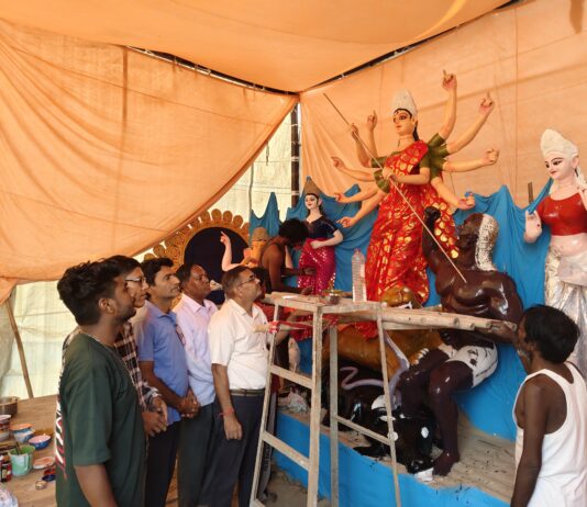 जंक्शन में आज निकलेगी मां दुर्गा की भव्य शोभायात्रा, 34वें दुर्गा पूजा महोत्सव का होगा आगाज