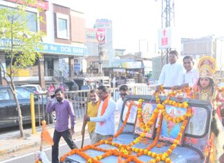 दुर्गा अष्टमी पर विश्व हिंदू परिषद की दुर्गा वाहिनी व मातृशक्ति ने निकाला शक्ति पथ संचलन*